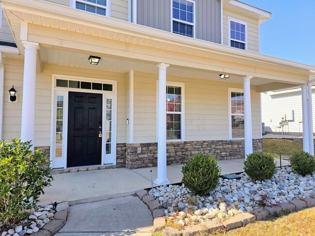 Photo - 752 Whitney Pass