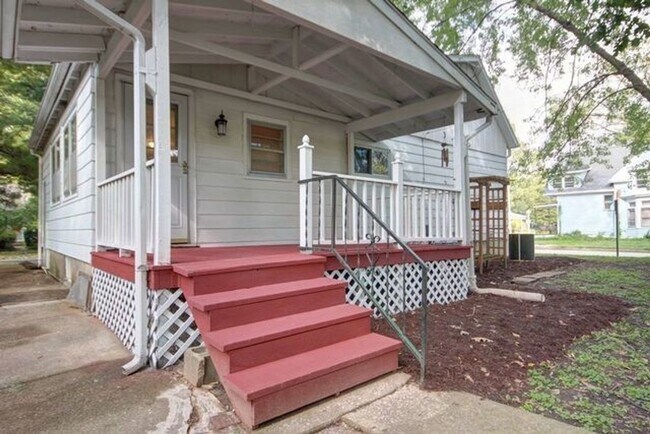 Photo - 3-bedroom home in Urbana available NOW!