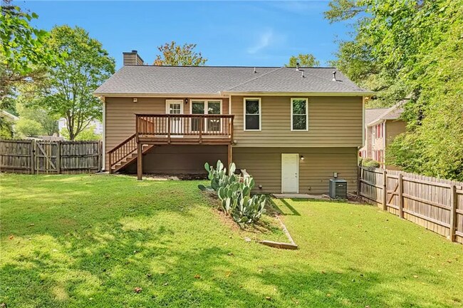 Photo - 439 Tara Oaks Trail