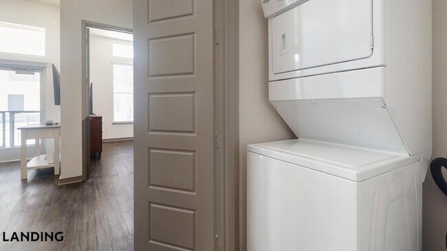 1711 Caroline St Unit 111