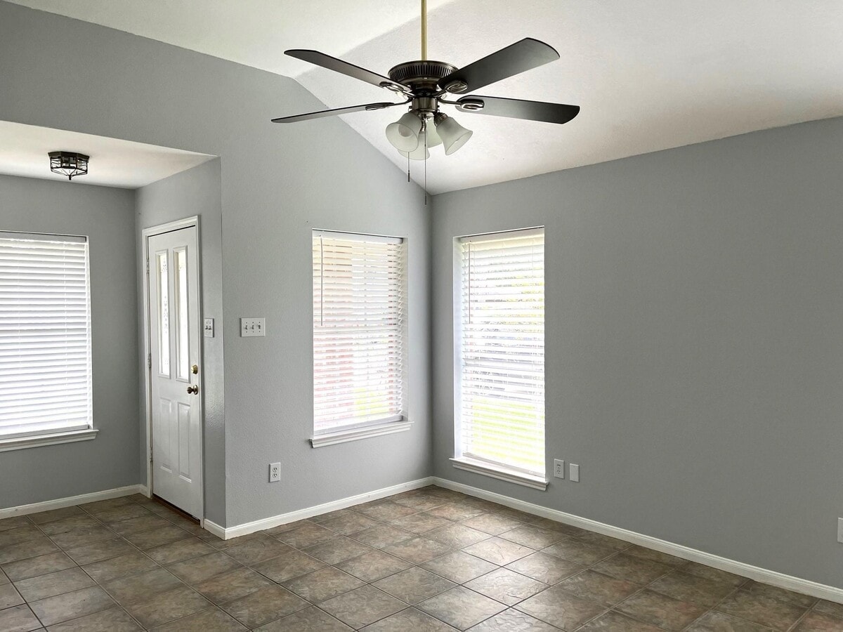 Photo - 4219 Hermitage Hollow Ln