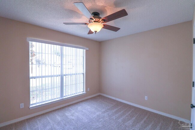 Photo - 7909 Cayenne Way