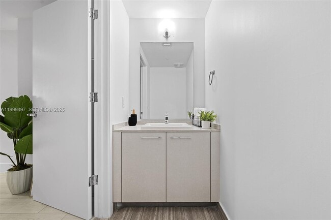 Photo - 1010 Brickell Ave Unit 1411