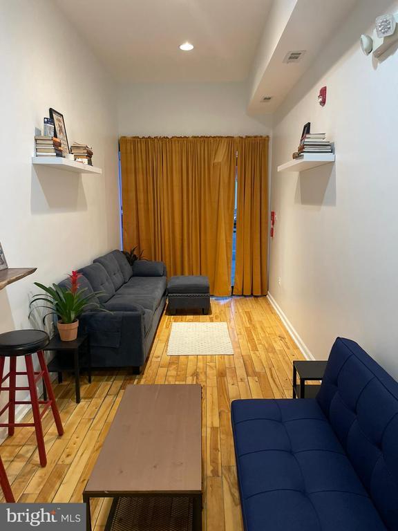 Photo - 217 W Girard Ave