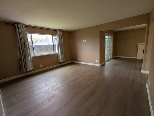 Photo - 3022 W San Gabriel Ave