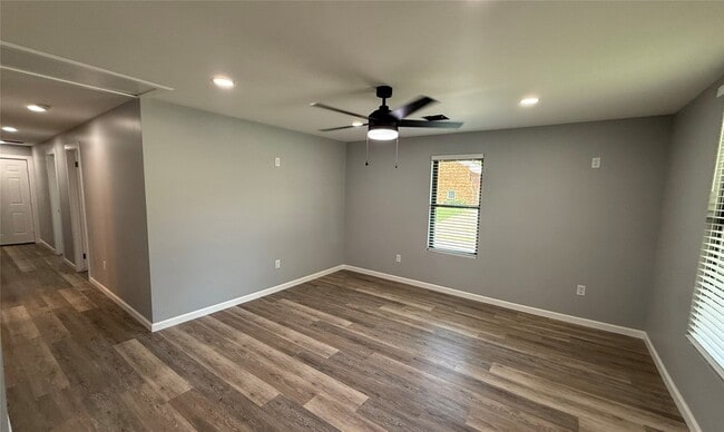 Photo - 2038 N Quincy Ave