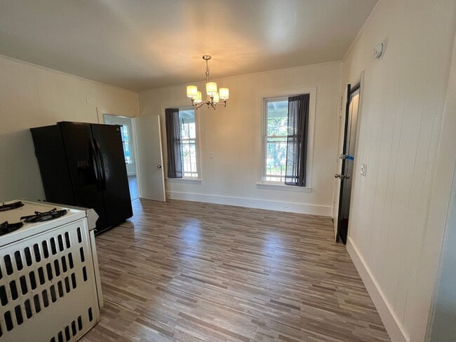 Photo - 471 Central St Unidad 2