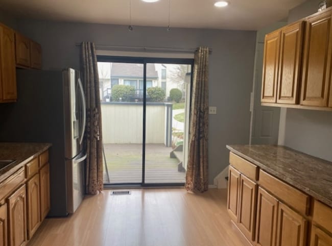 Photo - 260 Crabtree Ct