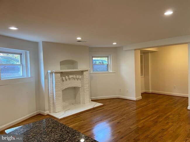 Building Photo - 1829 Eutaw Pl Unit A Rental