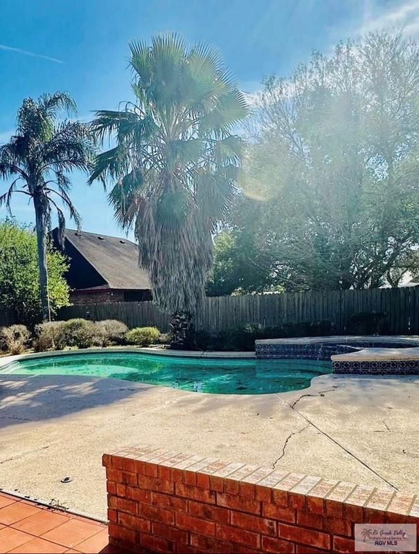 Photo - 15 Valles Ct