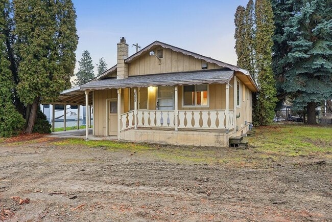 Building Photo - 688 W Kolby Ct