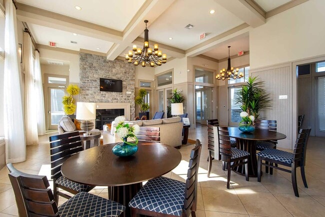 Photo - Aria Victoria