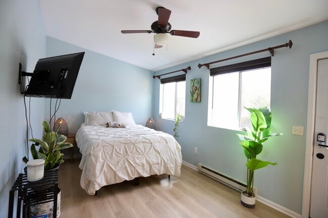 Photo - 14 Sterling Rd