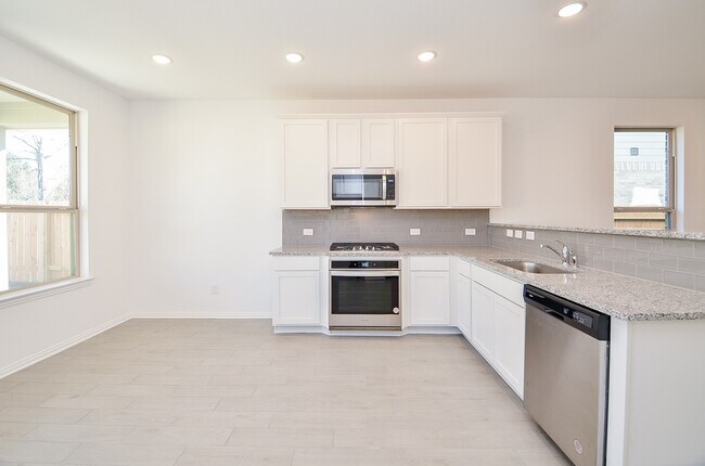 Photo - 7919 Royal Palm Dr