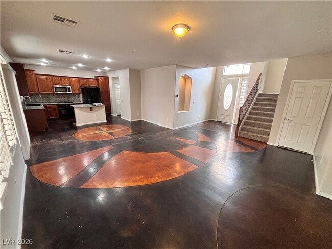 Photo - 2287 Red Bud St