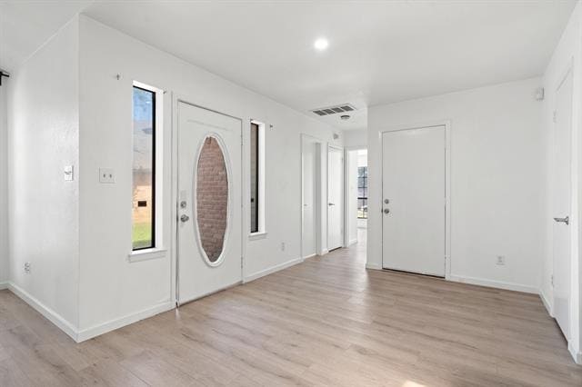 Photo - 1401 Landmark Ct