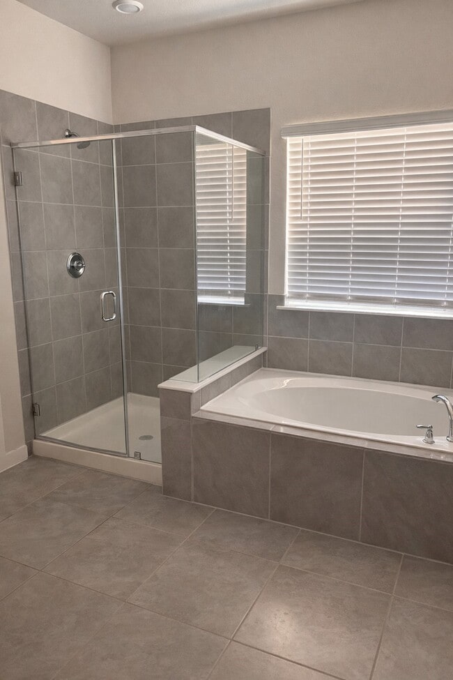 Photo - 4819 Bluestem Dr