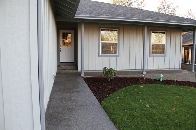Photo - Great 3 Bedroom 2 Bath House on the West side!