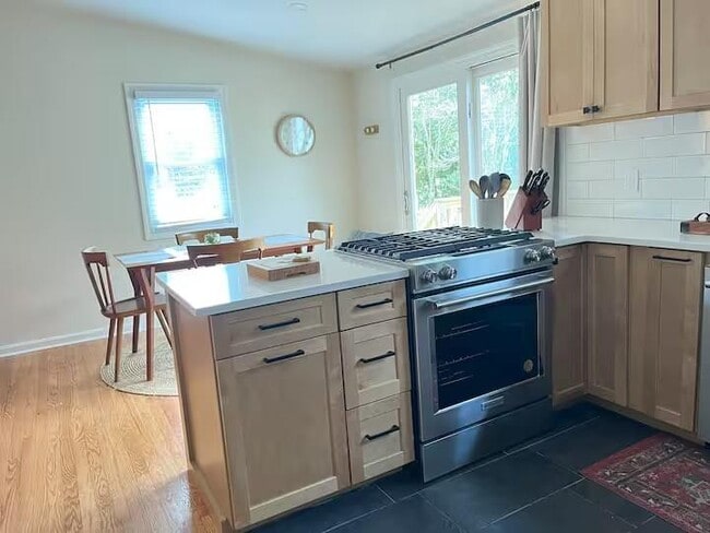 Photo - 80 Belmont Ave