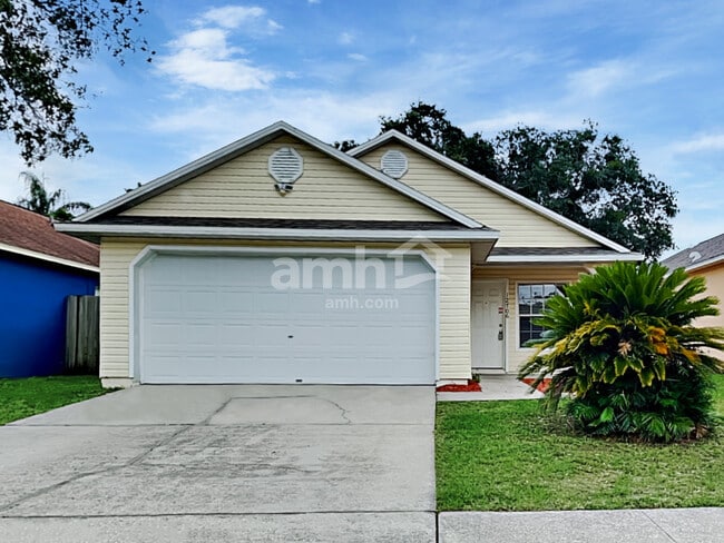 Building Photo - 12600 Parkbury Dr