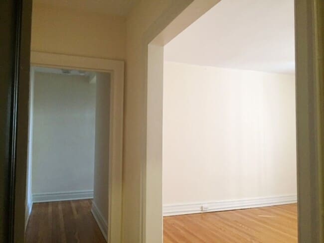 Photo - Carolina Apartments