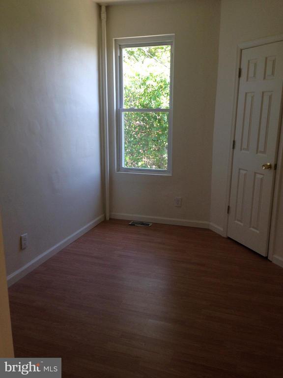 Photo - 621 Linnard St