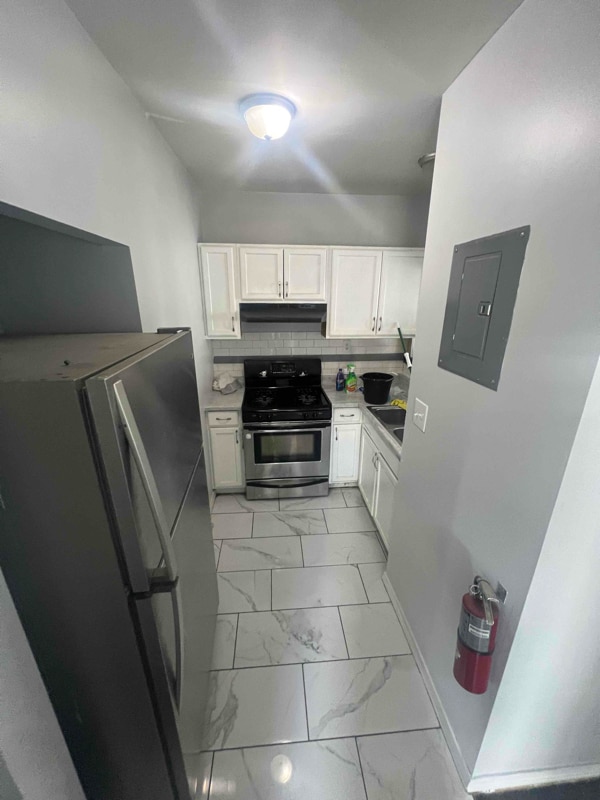 Building Photo - 0 Rutland St Rental