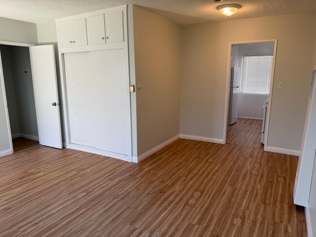 Photo - 834 10th St Unidad #2