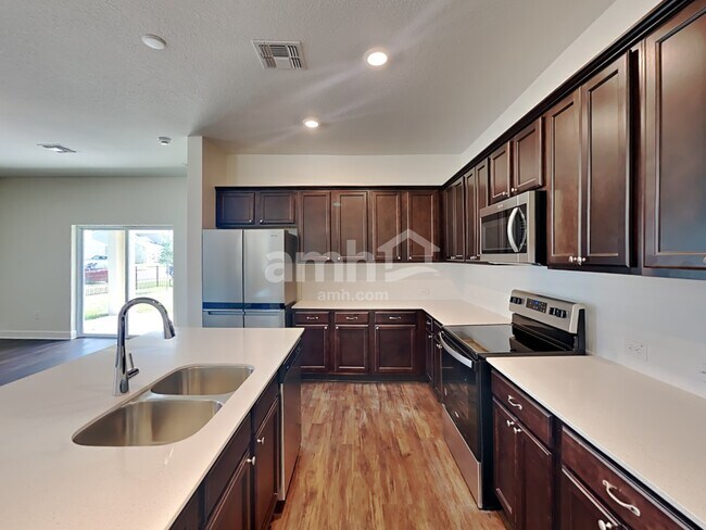 Photo - 3204 Artemisia Ln