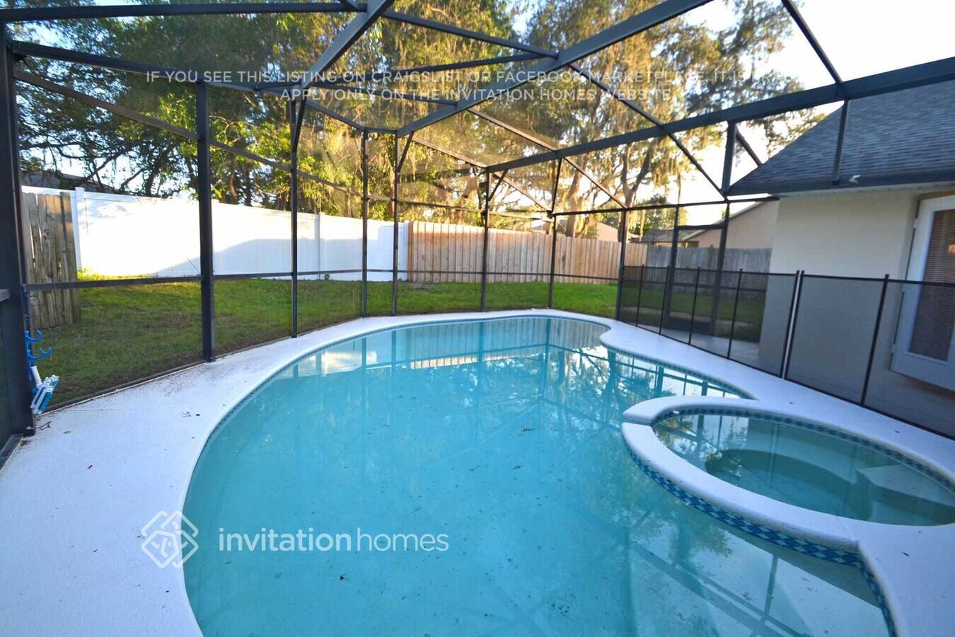 Photo - 115 Secluded Oak Ct