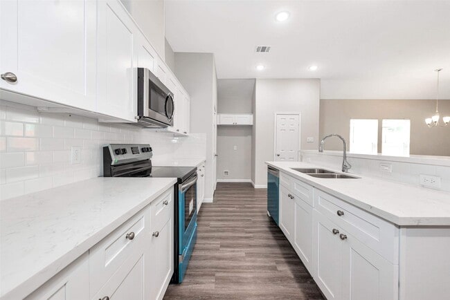 Photo - 1206 Denison Ave
