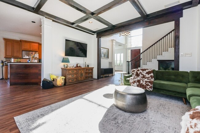 Photo - 1904 Stonegrove Ct