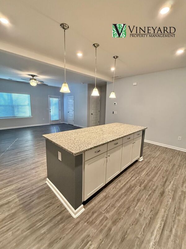 Photo - 247 Centennial Cir