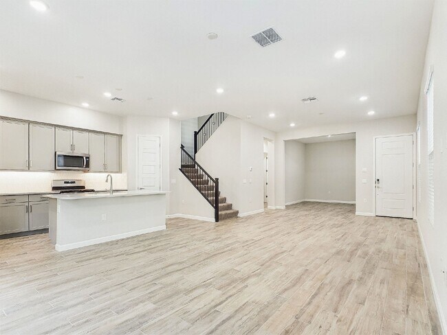 Photo - Luxe style in the heart of Arabella