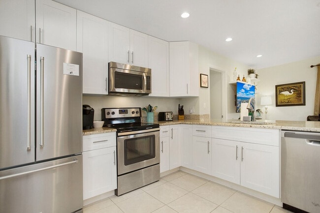 645 103rd Ave N Unit SI ID1534775P