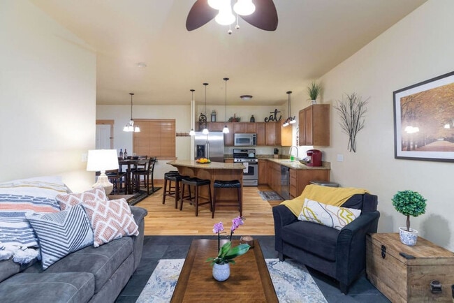 Photo - 5518 Lillehammer Ln Unit SI ID1597540P