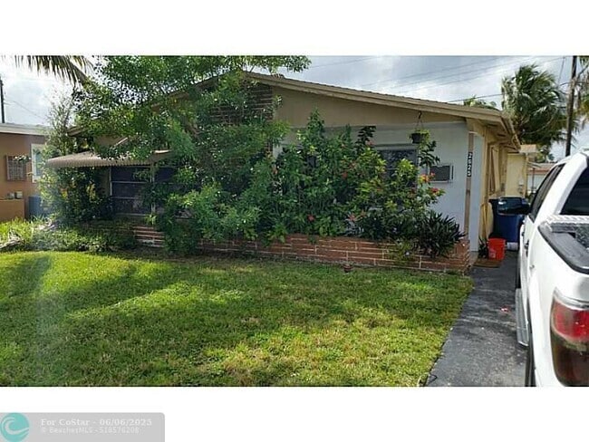 Building Photo - 2625 NW 68th Ave Rental
