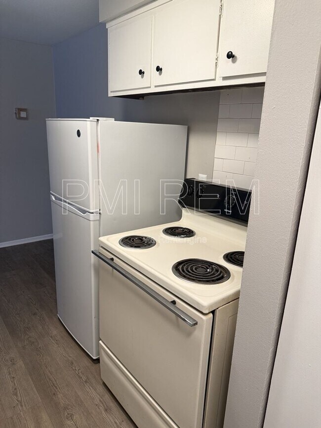 Photo - 14221 Triskett Rd Unidad 103e