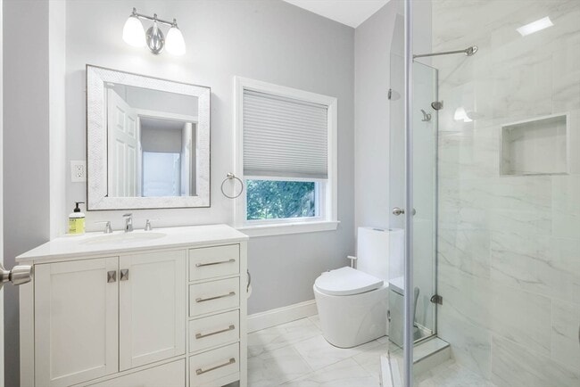 Photo - 40 Creighton St Unit 2