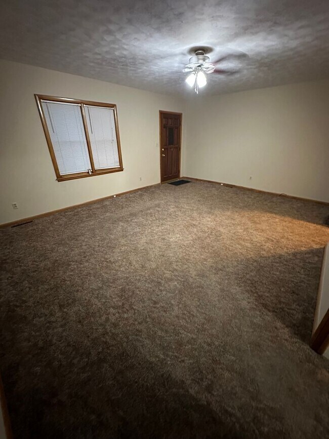 Photo - 2 Bedroom, 1 Bathroom House with Carport