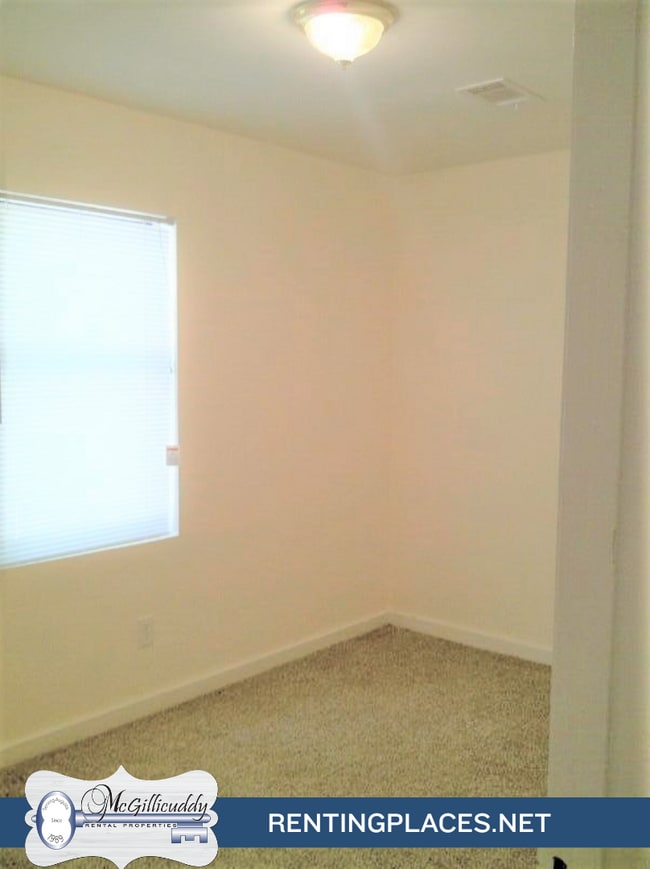 Photo - 1244 Holden Dr