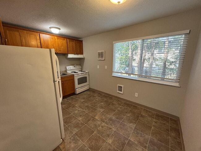 Photo - 2 Bedroom Ground Level Unit - Oregon City Unidad 703