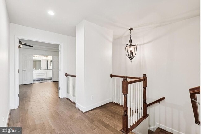 Photo - 14551 Crossfield Way