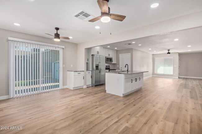 Photo - 1747 S Windsor