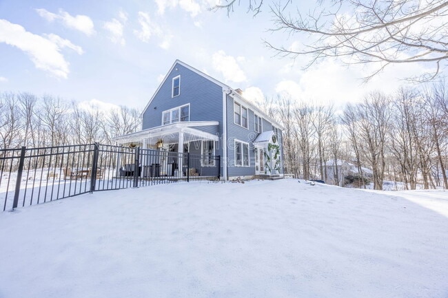 Photo - 27 Saw Mill Rd