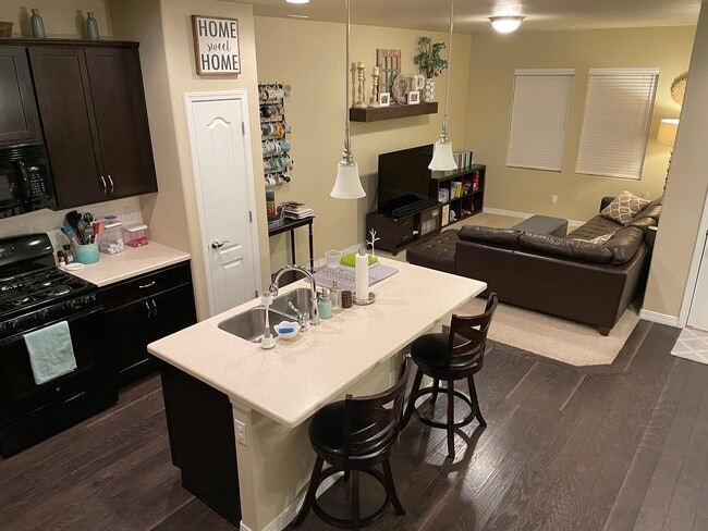 Photo - 1728 Portland Gold Dr
