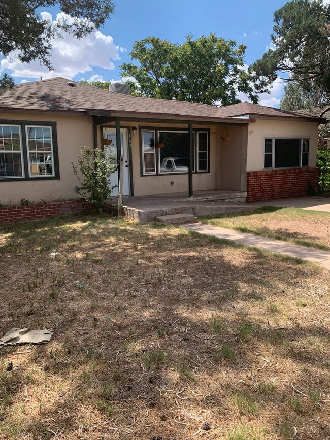 Building Photo - 142 S Indio Ave Rental