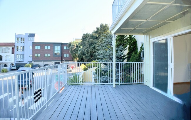 Photo - 286 Roosevelt Way Unit Roosevelt