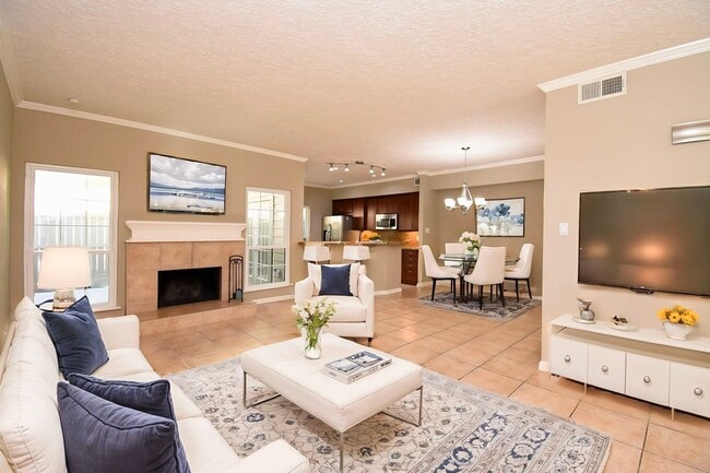 Photo - 9400 Doliver Dr Unit 56