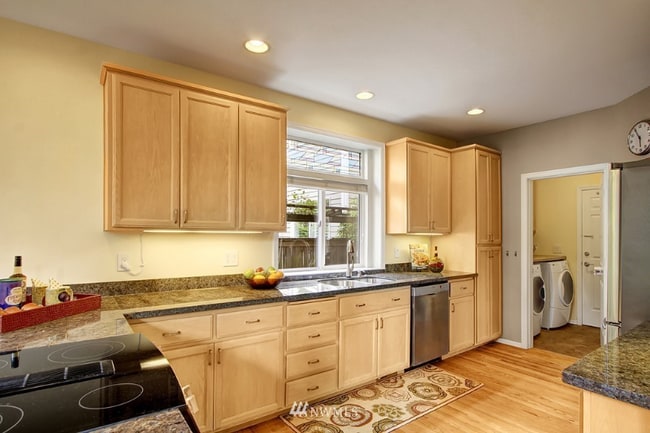 Photo - 4220 252nd Ave SE